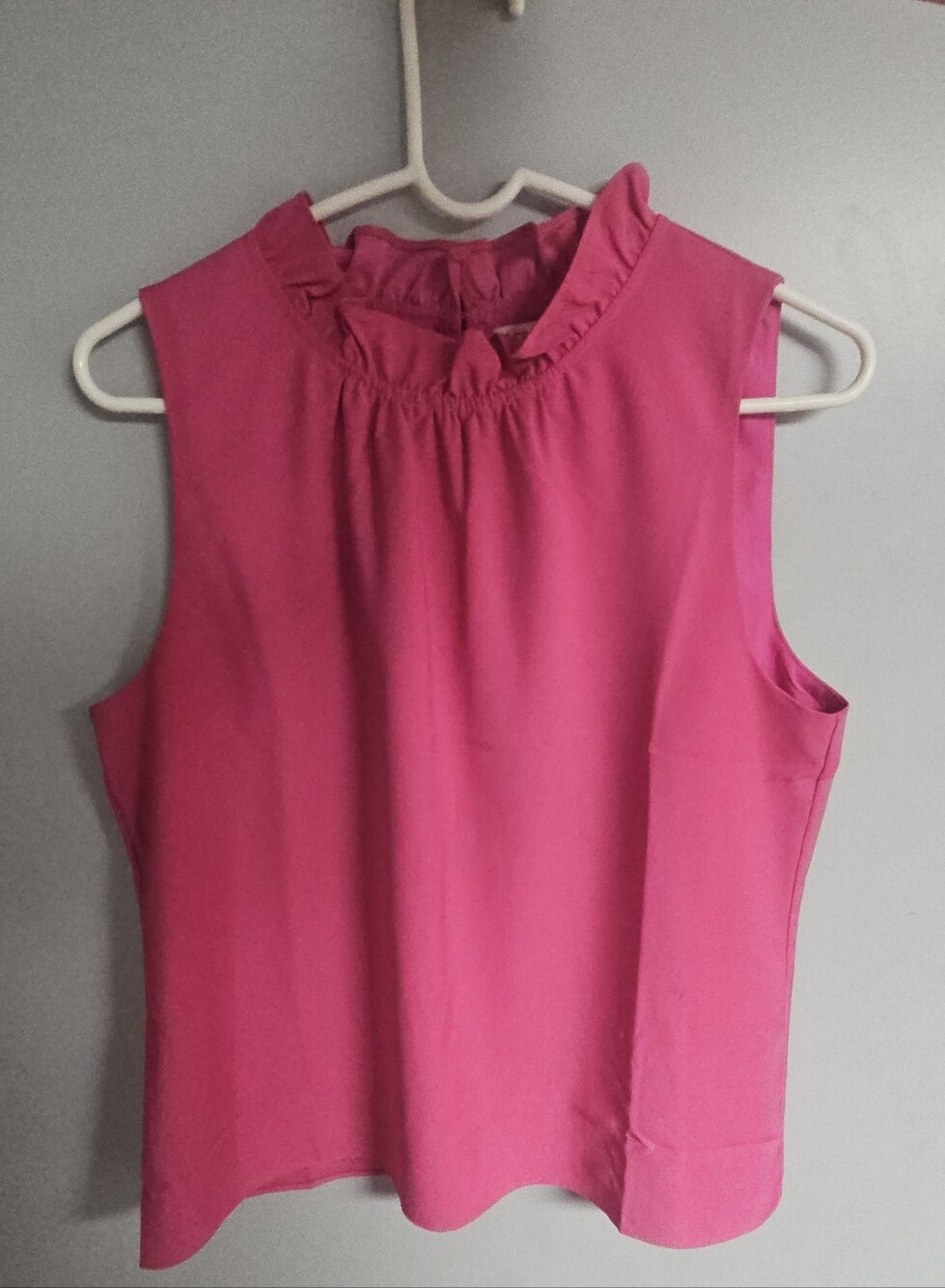 J Crew Sleeveless Ruffled Neck Top, Size Medium